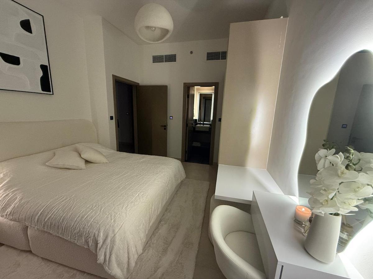 Elegant & Luxury 2Br Apartment Burj And Canal View Sabkhah Εξωτερικό φωτογραφία
